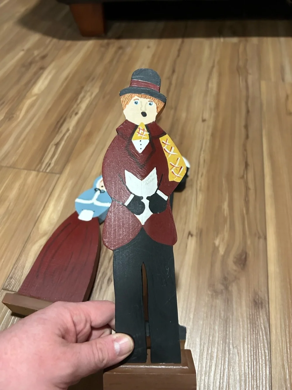Wooden Vintage Hand-Painted 3pc Caroler Set Holiday Decor